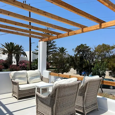 2s Naxos City